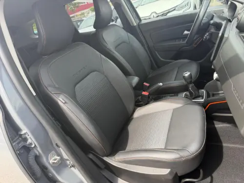 Dacia Duster ECO-G 100 4x2 SL Extreme - Photo 23
