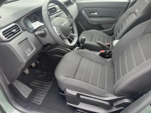 Dacia Duster ECO-G 100 4x2 Journey - Photo 9