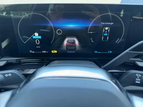 Renault Austral E-Tech hybrid 200 Techno - Photo 13