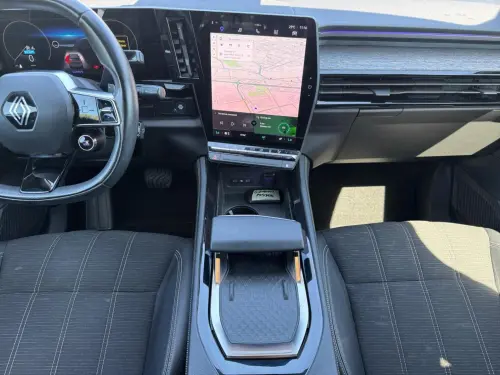 Renault Austral E-Tech hybrid 200 Techno - Photo 14