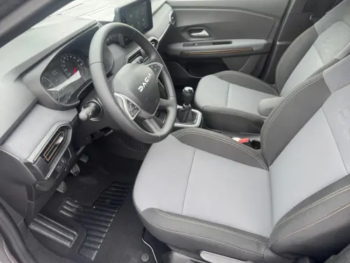 Dacia Jogger ECO-G 100 5 places GSR2 Extreme - Photo 9
