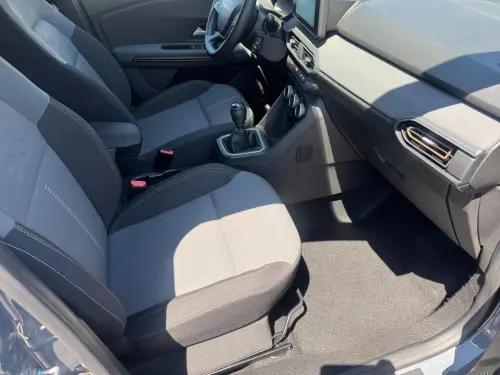 Dacia Jogger ECO-G 100 7 places Extreme + - Photo 16