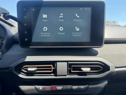 Dacia Jogger ECO-G 100 7 places Extreme + - Photo 20