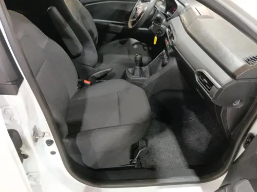 Dacia Sandero SCe 65 Essentiel - Photo 16