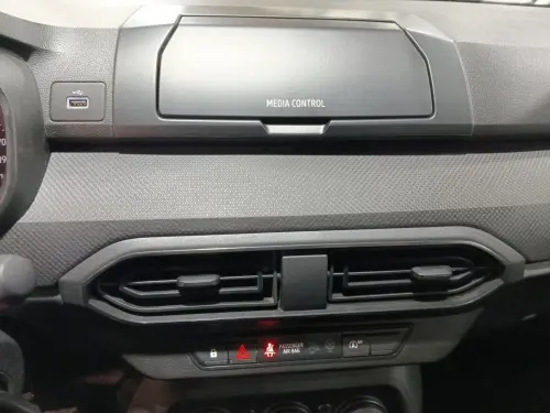 Dacia Sandero SCe 65 Essentiel - Photo 20