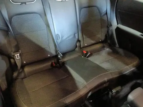 Renault Captur E-Tech 145 - 21 Intens - Photo 17