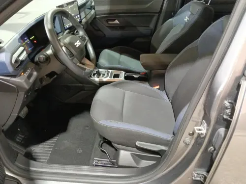 Dacia Bigster Bigster Hybrid 155 Expression - Photo 9
