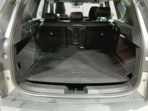 Dacia Bigster Bigster Hybrid 155 Expression - Photo 18