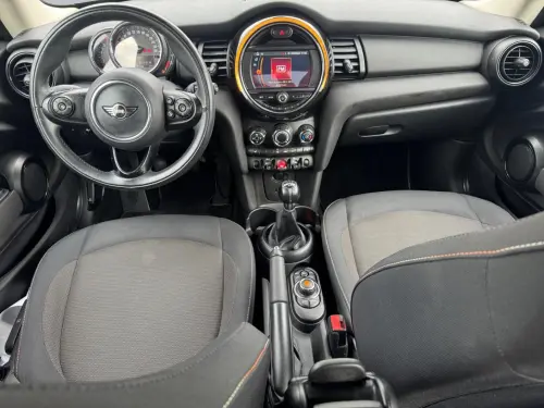 Mini Cooper Hatch 3 Portes One 102 ch Basic - Photo 11