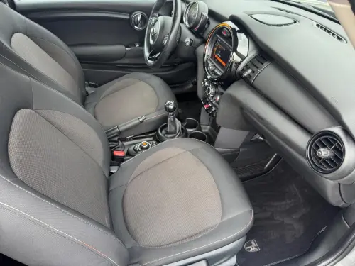 Mini Cooper Hatch 3 Portes One 102 ch Basic - Photo 16
