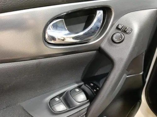 Nissan Qashqai 1.5 dCi 110 Tekna+ - Photo 10