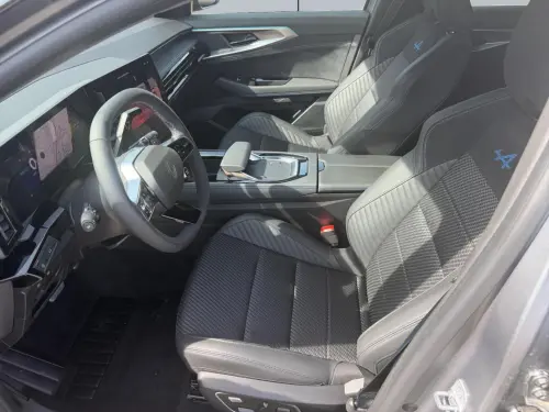 Renault Austral full hybrid E-Tech 200 ch Esprit Alpine - Photo 9