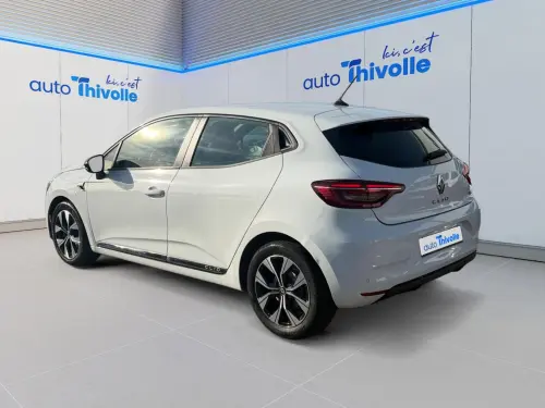 Renault Clio Clio E-Tech 140 - 21N Limited - Photo 2