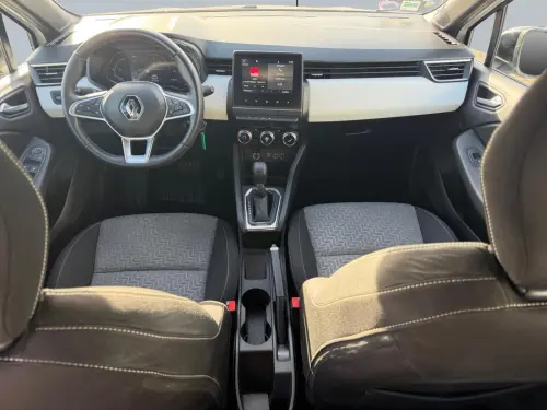 Renault Clio Clio E-Tech 140 - 21N Limited - Photo 11