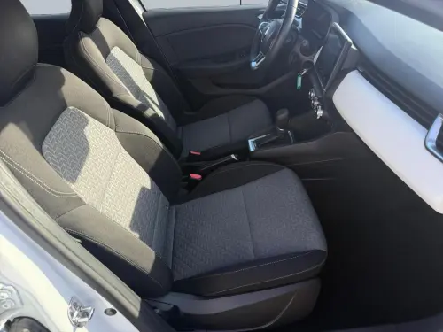 Renault Clio Clio E-Tech 140 - 21N Limited - Photo 16