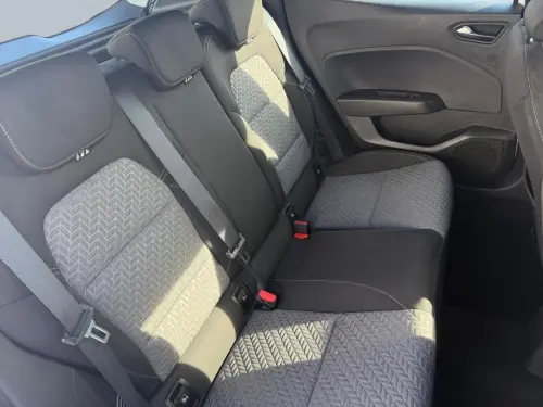 Renault Clio Clio E-Tech 140 - 21N Limited - Photo 17