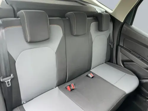 Dacia Duster ECO-G 100 4x2 Extreme - Photo 17