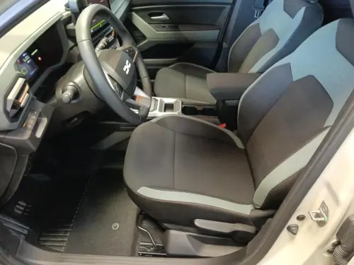 Dacia Duster Hybrid 140 Extreme - Photo 9