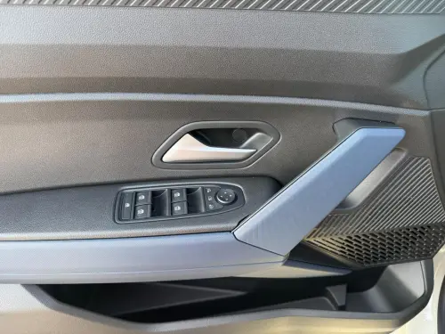 Dacia Duster Hybrid 140 Journey - Photo 10