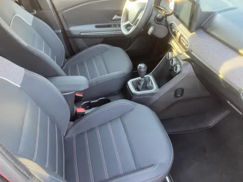 Dacia Jogger ECO-G 100 7 places Extreme + - Photo 16