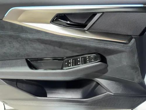 Renault Austral full hybrid E-Tech 200 ch Esprit Alpine - Photo 10