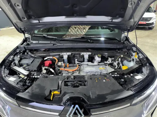 Renault Megane E-Tech Megane E-Tech EV60 220 ch super charge Iconic - Photo 19