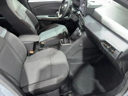 Dacia Jogger TCe 110 7 pl Extreme - Photo 16