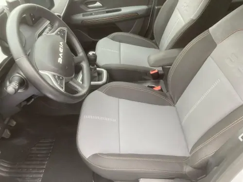 Dacia Sandero ECO-G 100 Stepway Extreme + - Photo 9