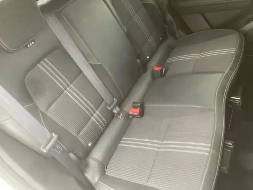Renault Captur E-Tech full hybrid 145 Engineered - Photo 17