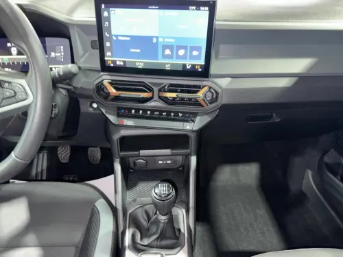 Dacia Bigster Mild Hybrid 140 Extreme - Photo 14