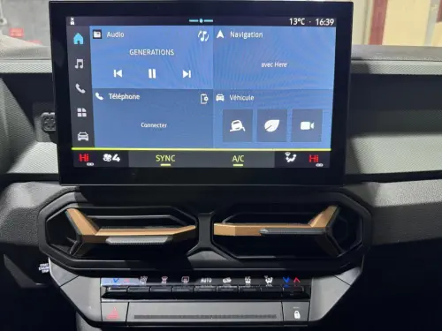 Dacia Bigster Mild Hybrid 140 Extreme - Photo 20