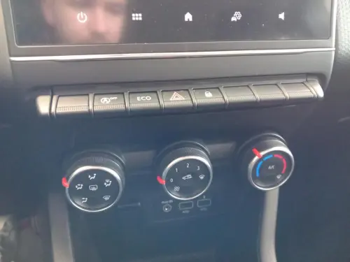 Renault Clio Clio TCe 100 Zen - Photo 21