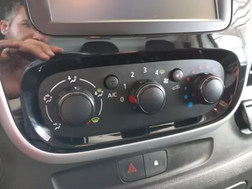 Renault Trafic TRAFIC FGN L2H1 1300 KG DCI 145 ENERGY E6 GRAND CONFORT - Photo 23