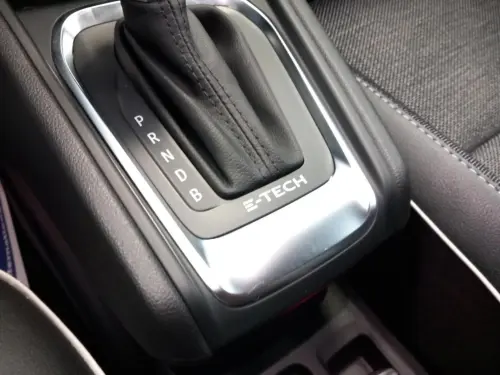 Renault Captur E-Tech 145 - 21 Intens - Photo 22