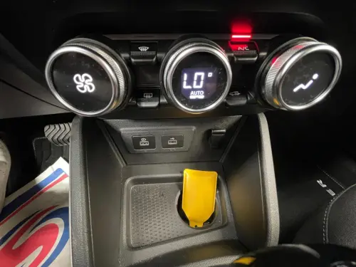 Dacia Duster TCe 150 FAP 4x2 EDC Prestige - Photo 21