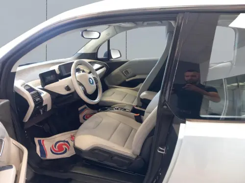 BMW i3 i3 170 ch UrbanLife Loft avec prolongateur d'autonomie A - Photo 9