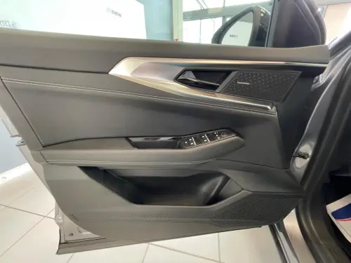 Renault Austral E-Tech hybrid 200 Iconic - Photo 10