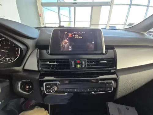 BMW Serie 2 Active Tourer 218i 136 ch Lounge - Photo 20
