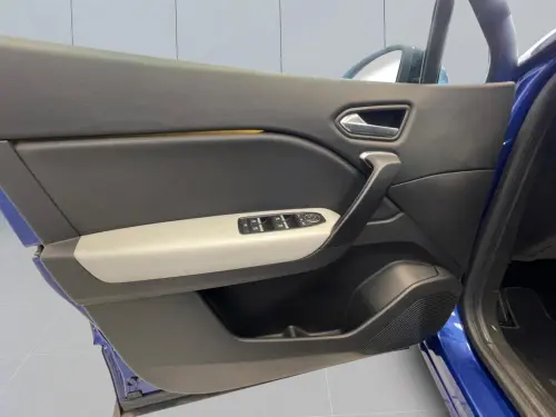 Renault Captur E-Tech Plug-in 160 Intens - Photo 10
