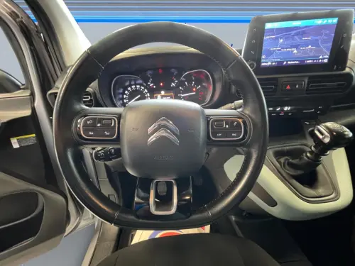 Citroën Berlingo Taille M BlueHDi 130 S&S BVM6 Shine - Photo 12