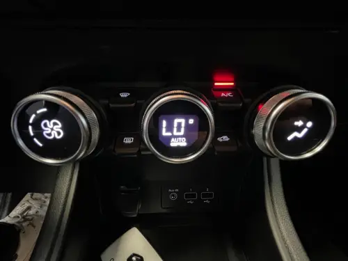 Renault Captur E-Tech full hybrid 145 Evolution - Photo 24