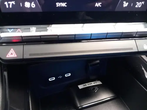 Renault Austral mild hybrid 160 auto Techno - Photo 22