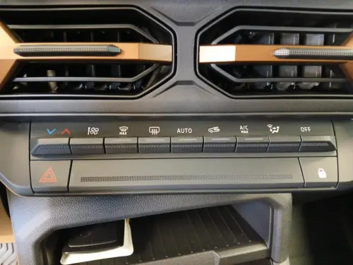 Dacia Duster Mild Hybrid 130 4x4 Extreme - Photo 21