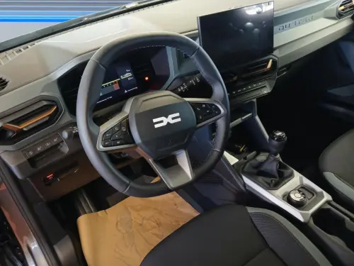 Dacia Duster Mild Hybrid 130 4x4 Extreme - Photo 11