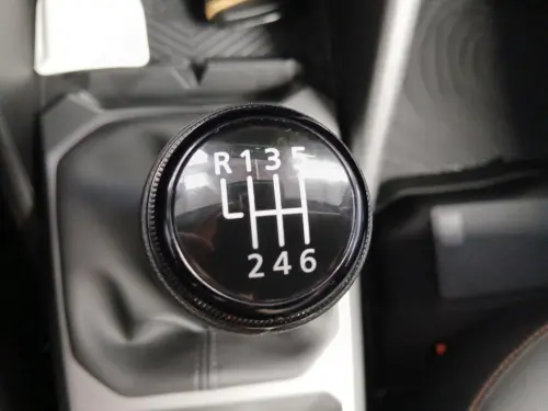 Dacia Duster Mild Hybrid 130 4x4 Extreme - Photo 22