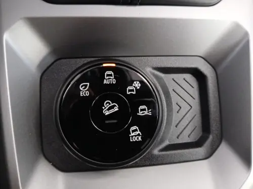 Dacia Duster Mild Hybrid 130 4x4 Extreme - Photo 23