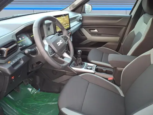 Dacia Duster TCe 130 4x4 Extreme - Photo 9