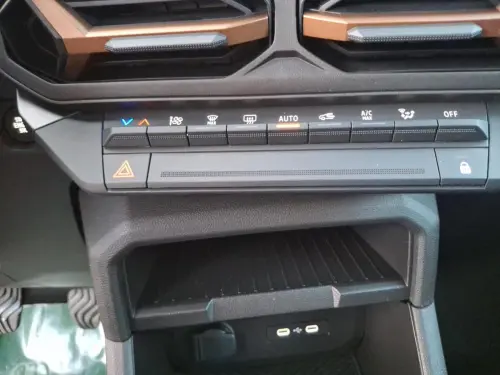 Dacia Duster TCe 130 4x4 Extreme - Photo 21