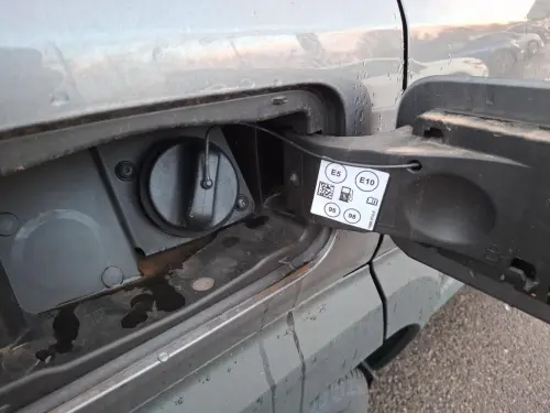 Dacia Duster TCe 130 4x4 Extreme - Photo 24