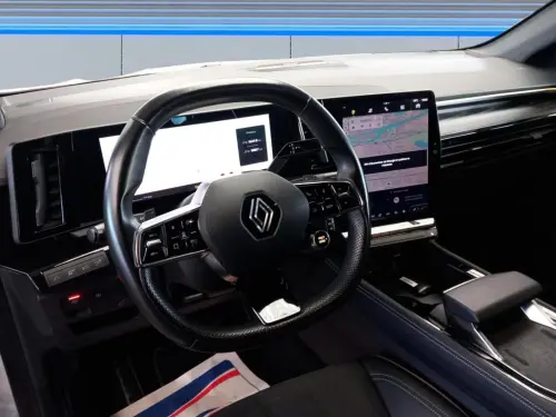 Renault Austral E-Tech hybrid 200 Iconic - Photo 12